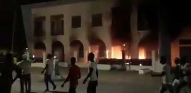 Incendie dans un restaurant à Kaolack : Plus de 10 millions emportés par les flammes Incendie dans un restaurant à Kaolack : Plus de 10 millions emportés par les flammes
