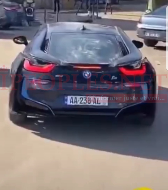 VIDÉO: Voici la voiture de Waly Seck last cri prêtée à Badou Diao, le fils du DG des Impôts et domaine