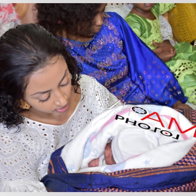 Admirez Le Sagnsé de Sokhna Aidara, ELLE se relooke en mode «Selal» Admirez Le Sagnsé de Sokhna Aidara, ELLE se relooke en mode «Selal»