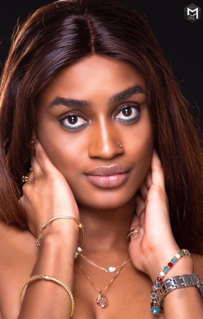 Admirez les dernières Photos d’Aïcha Ballago Seck : La princesse des Faramarène toute belle Admirez les dernières Photos d’Aïcha Ballago Seck : La princesse des Faramarène toute belle