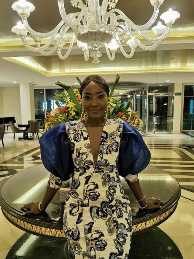 Coumba Gawlo ne cesse de nous éblouir avec sa beauté, sa classe et son élégance Coumba Gawlo ne cesse de nous éblouir avec sa beauté, sa classe et son élégance