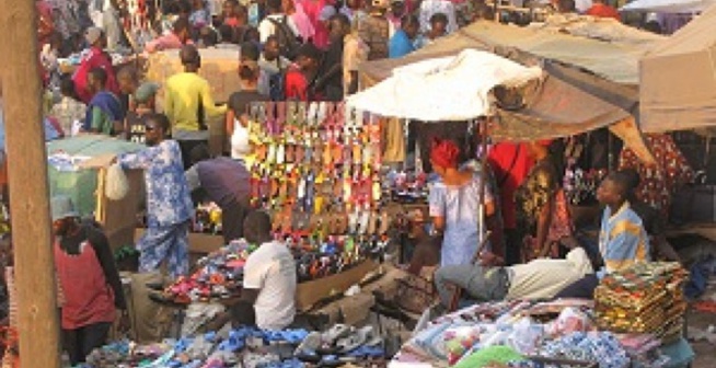 Touba: le Khalife des Mourides ordonne la délocalisation du marché ‘’Gare Bou Ndaw’’ Touba: le Khalife des Mourides ordonne la délocalisation du marché ‘’Gare Bou Ndaw’’