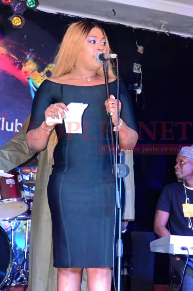 68 PHOTOS: Dans une robe super élégante et classe, TITI élève la barre au sommet du Sams prestige de Thies. 68 PHOTOS: Dans une robe super élégante et classe, TITI élève la barre au sommet du Sams prestige de Thies.