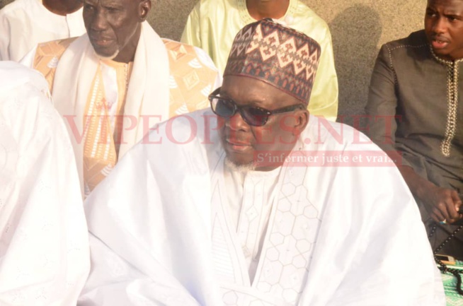 Les 43 images du Hadaratoul Jumah Nationale du fils cadet de Mame Baye, Baye Mbaye MC Niasse au stade Leopold Senghor