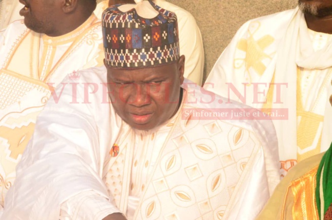 Les 43 images du Hadaratoul Jumah Nationale du fils cadet de Mame Baye, Baye Mbaye MC Niasse au stade Leopold Senghor