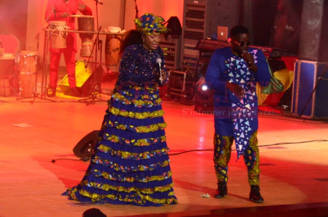 ST VALENTIN: Regardez comment le couple du groupe Maabo, Abdoul et Mia ont fait au Grand Théatre Doudou Ndiaye Rose