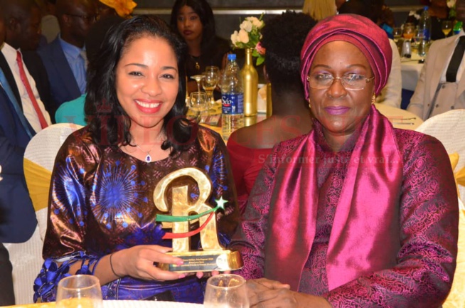 VIDÉO: Ce que vous avez raté en images sur la 8éme éditions des PRIX RANGNÉE au Musée de la Civilisation Noire. VIDÉO: Ce que vous avez raté en images sur la 8éme éditions des PRIX RANGNÉE au Musée de la Civilisation Noire.