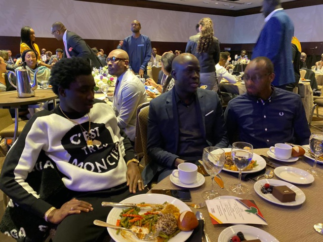 Les images de Waly Seck en compagnie de son manager, son frère Mouhamed et le snapeur Niang aux All Star  2020 à Chicago.