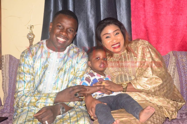 La belle complicité entre Djiby Dramé et son épouse Maman Chérie. Admirez les images