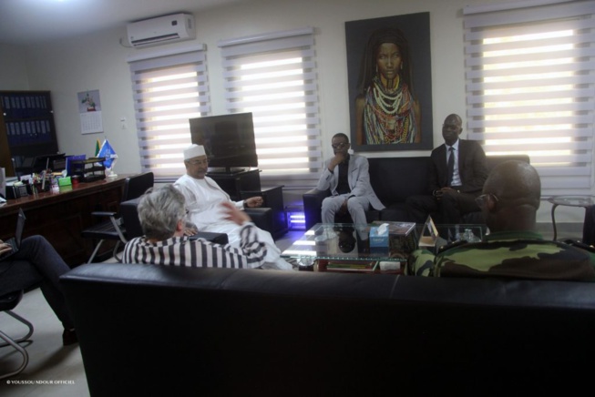 Youssou Ndour rend visite aux forces de défense et de sécurité du Sénégal déployés au Mali Youssou Ndour rend visite aux forces de défense et de sécurité du Sénégal déployés au Mali