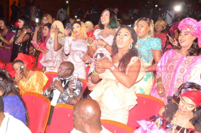 VIDÉO: Accueil royal réservé à Titi au carnaval du sud des jeunes de Kafountine. VIDÉO: Accueil royal réservé à Titi au carnaval du sud des jeunes de Kafountine.