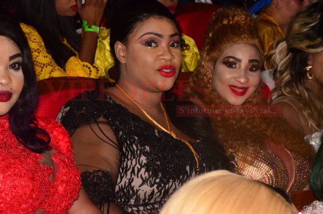 VIDÉO: Accueil royal réservé à Titi au carnaval du sud des jeunes de Kafountine. VIDÉO: Accueil royal réservé à Titi au carnaval du sud des jeunes de Kafountine.