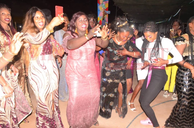 L’intégralité des images du grand concert de la lionne Titi au carnaval du sud de Kafountine