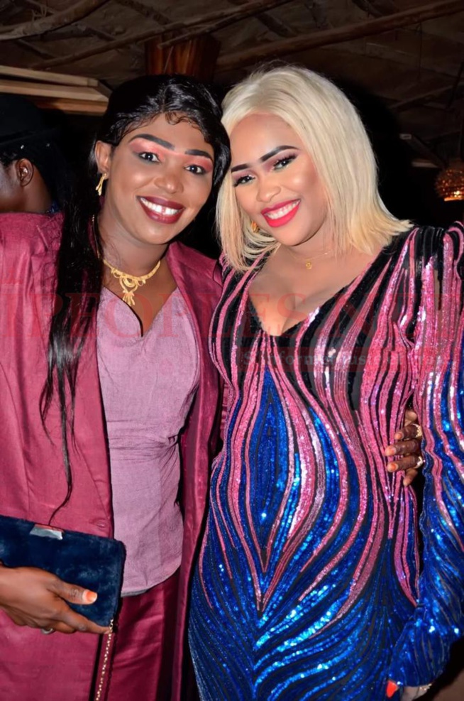 ANNIVERSAIRE: Admirez les plus belles images de la soirée de Guigui au Calebasse. ANNIVERSAIRE: Admirez les plus belles images de la soirée de Guigui au Calebasse.