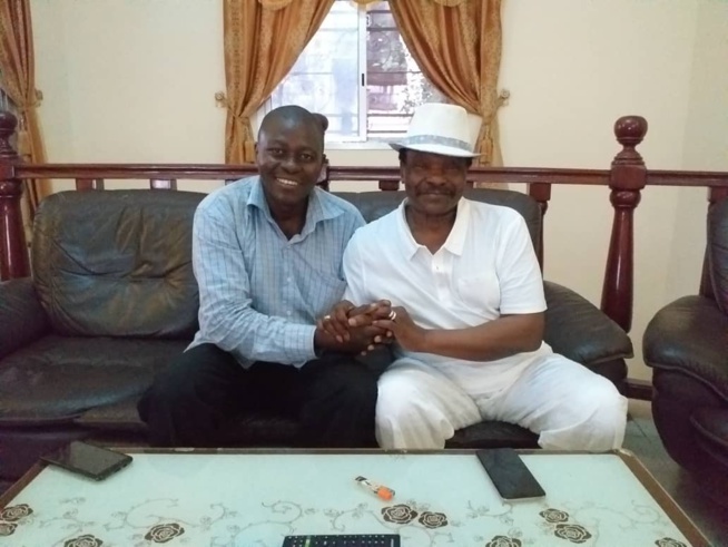 Le Directeur de Productions,de Medarts Prod, Monsieur Oumar Koumbassa ,a été reçu par la Star Mondiale de la Musique Africaine,
