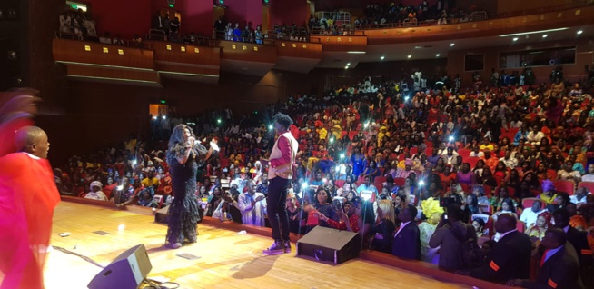 Tarba Mbaye réussit son entré au grand théatre avec un cocktail riche en spectacle avec Pama Dieng, El Hadj Keita, Petit Bara, Sidy Diop et Daba Séye.