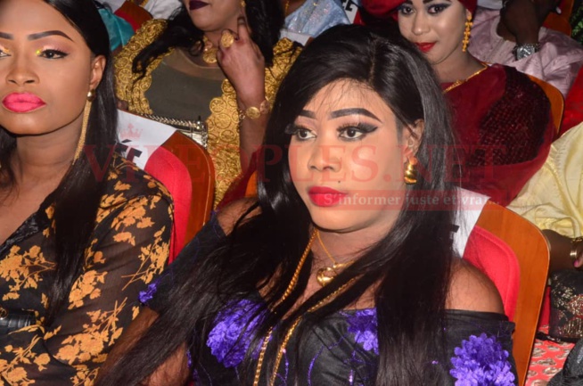 L'intégralité de la réussite de l'entrée de Tarba Mbaye au grand théâtre, les plus belles "Sagne Sé" ont répondu. Regardez L'intégralité de la réussite de l'entrée de Tarba Mbaye au grand théâtre, les plus belles "Sagne Sé" ont répondu. Regardez