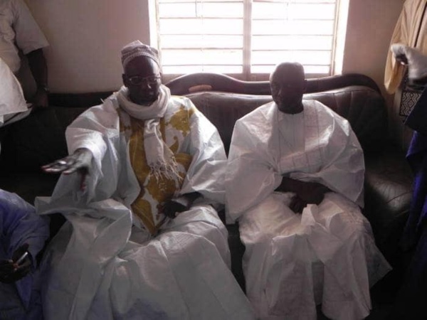 Serigne Moussa Nawel met en garde Macky Sall: "Si Idy et les autres n'ont pas sacrifié leurs vies (après l'élection), c'est parce que..." Serigne Moussa Nawel met en garde Macky Sall: "Si Idy et les autres n'ont pas sacrifié leurs vies (après l'élection), c'est parce que..."
