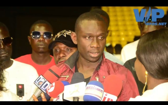 Pape diouf face à la prese pour son 4 avril  à Aréna