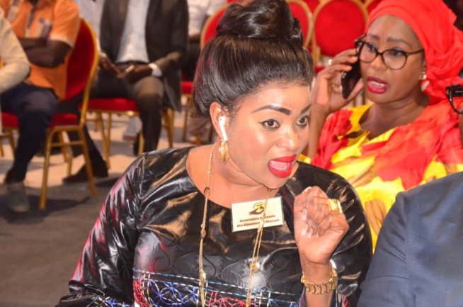 150 IMAGES: Cérémonie d'ouverture de la 2eme éditions du salon international de l'artisanat de Dakar avec le Président Macky Sall