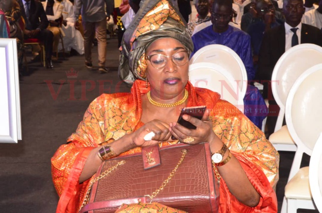 Tout ce que vous avez raté à l'ouverture du Salon international de l'artisanat au centre des expositions de Diamniadion Tout ce que vous avez raté à l'ouverture du Salon international de l'artisanat au centre des expositions de Diamniadion