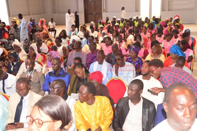 Tout ce que vous avez raté à l'ouverture du Salon international de l'artisanat au centre des expositions de Diamniadion Tout ce que vous avez raté à l'ouverture du Salon international de l'artisanat au centre des expositions de Diamniadion