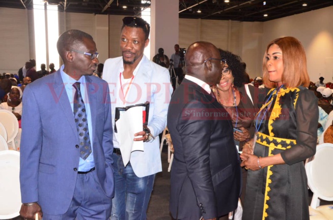 Tout ce que vous avez raté à l'ouverture du Salon international de l'artisanat au centre des expositions de Diamniadion Tout ce que vous avez raté à l'ouverture du Salon international de l'artisanat au centre des expositions de Diamniadion