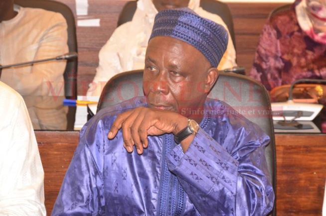 CORONAVIRUS: Le ministre des affaires étrangères, Amadou Ba et l'ambassadeur d'Arabie Saoudite ont rencontré les voyagistes pour le Hadj. CORONAVIRUS: Le ministre des affaires étrangères, Amadou Ba et l'ambassadeur d'Arabie Saoudite ont rencontré les voyagistes pour le Hadj.