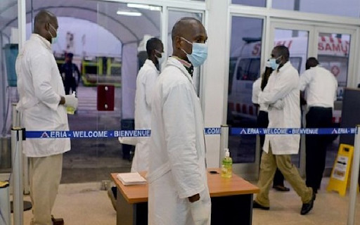 Covid-19 -les chiffres montent à 19 cas confirmés au Sénégal Macky ne réagit toujours pas..!! Covid-19 -les chiffres montent à 19 cas confirmés au Sénégal Macky ne réagit toujours pas..!!
