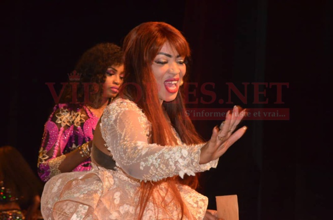 Admirez les différents "SAGNE SÉ" de Oumou Sow pour ses 25 ans de carrières à Sorano