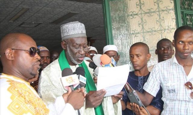 Urgent!Coronavirus : La famille Omarienne demande le report des manifestations religieuses Urgent!Coronavirus : La famille Omarienne demande le report des manifestations religieuses