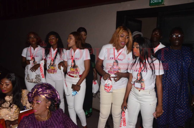 100 IMAGES: Comment Oumou Sow a mit les petits plats dans les grands à Sorano pour ses 25 ans de carrières. 100 IMAGES: Comment Oumou Sow a mit les petits plats dans les grands à Sorano pour ses 25 ans de carrières.