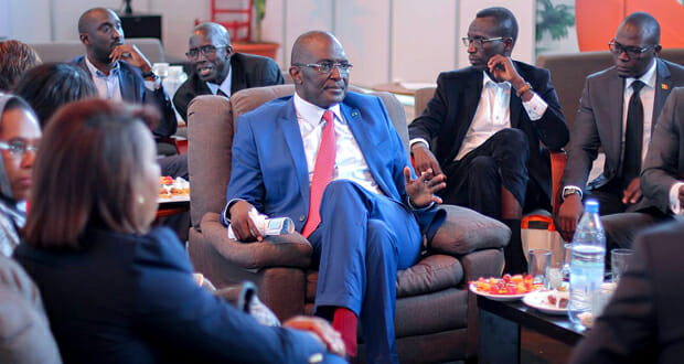 Lutte contre le COVID-19 – Voici la forte somme débloquée par le patronat sénégalais 1 MILLARD DE FRANC CFA Lutte contre le COVID-19 – Voici la forte somme débloquée par le patronat sénégalais 1 MILLARD DE FRANC CFA
