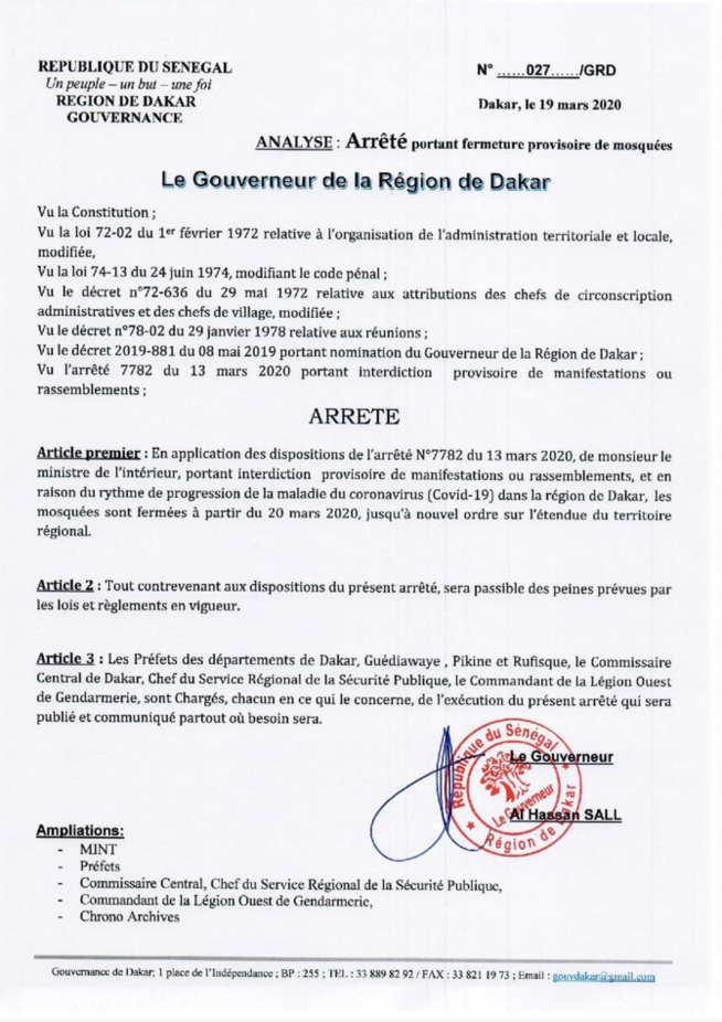 Le courageux Gouverneur Al Hassan Sall ferme tous les mosquées de Dakar, pour le bien de la communauté