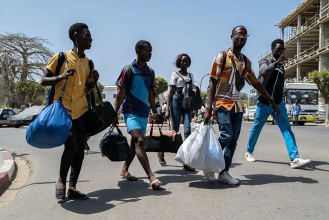 Coronavirus Gambie : 14 personnes en quarantaine ont pris la fuite Coronavirus Gambie : 14 personnes en quarantaine ont pris la fuite