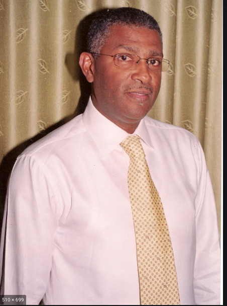 VIDÉO: Colobane, le maire Ousmane Ndoye vient de fermer le marché pour 3 jours
