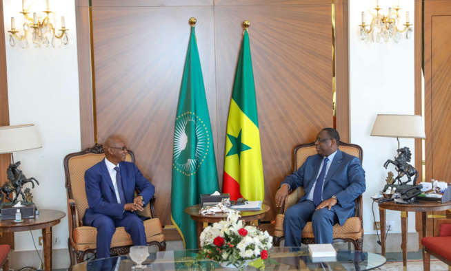 Entretien de M. Cheikh Hadjibou Soumaré avec le Président Macky Sall (images)