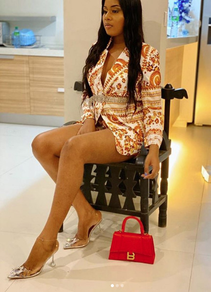 Dans une tenue aguicheuse, Radia Style fait sensation et assomme les internautes
