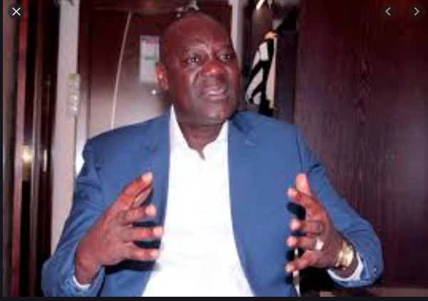 Urgent Covid-19, le Maire Cheikh Gueye vient de fermer le Marché de castor à cause de .... Urgent Covid-19, le Maire Cheikh Gueye vient de fermer le Marché de castor à cause de ....