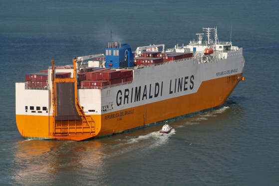 Affaire de la saisie record de drogue au port de Dakar: Grimaldi donne un chèque de 6 milliards FCFA et se barre avec ses deux navires Affaire de la saisie record de drogue au port de Dakar: Grimaldi donne un chèque de 6 milliards FCFA et se barre avec ses deux navires