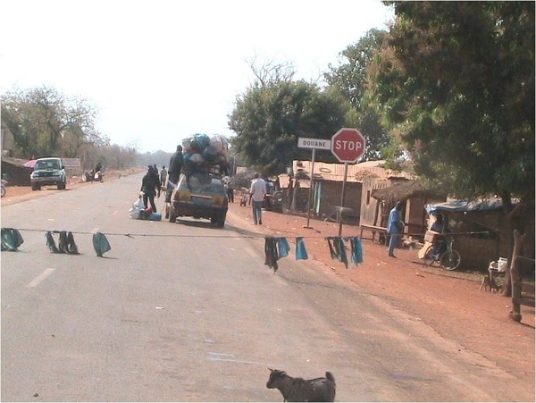 Covid-19 / Fuite de 200 personnes de nationalité étrangère mises en quarantaine: La peur s'installe à la frontière sénégalaise