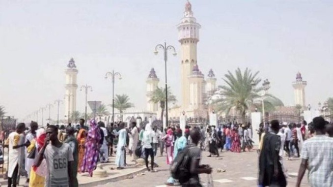 Urgent-Ramadan 2020 : Le « ndigueul » de Touba est tombé pour le jour du début du jeûne Urgent-Ramadan 2020 : Le « ndigueul » de Touba est tombé pour le jour du début du jeûne