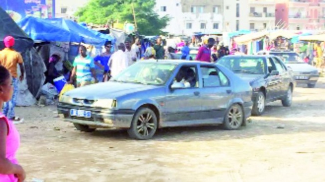 LA DIC ARRÊTE QUATRE PASSEURS CLANDESTINS SUR L’AXE DAKAR – MBOUR – THIÈS – TOUBA