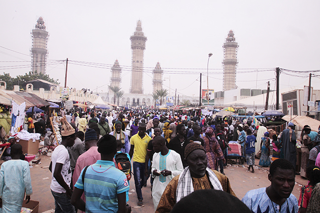 Touba : 777 personnes en contact avec des cas positifs au Covid-19, mises en quarantaine Touba : 777 personnes en contact avec des cas positifs au Covid-19, mises en quarantaine