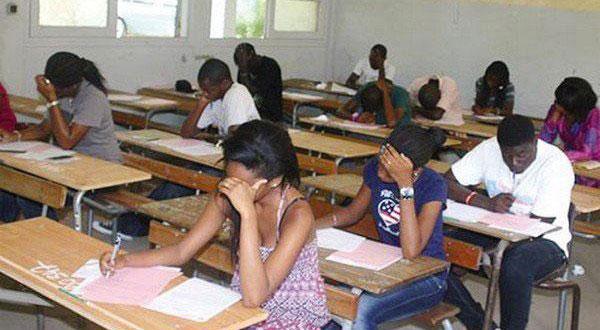 Examens : Bac, Bfem et Cfee reportés en août Examens : Bac, Bfem et Cfee reportés en août