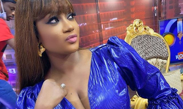 Admirez toute l’élégance de l’animatrice de la 7tv Adja Astou qui brille de mille feux en cette période de Ramadan Admirez toute l’élégance de l’animatrice de la 7tv Adja Astou qui brille de mille feux en cette période de Ramadan