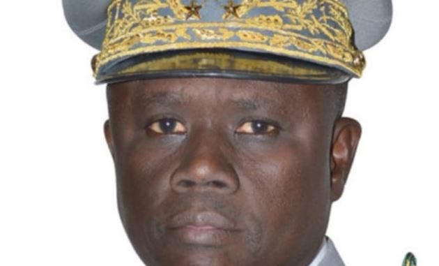 Force covid-19: Le général François Ndiaye « fouille » la gestion de Diouf Sarr Force covid-19: Le général François Ndiaye « fouille » la gestion de Diouf Sarr