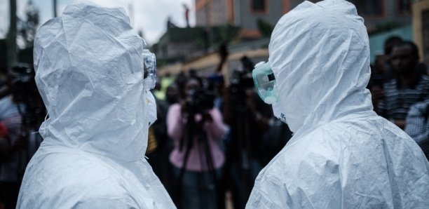 Dr Pape Moussa Thior : “le covid-19 n’est pas une maladie très contagieuse” Dr Pape Moussa Thior : “le covid-19 n’est pas une maladie très contagieuse”