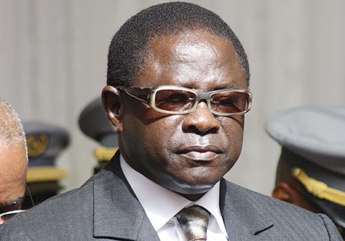 Cité dans l’affaire des 2 milliards en faux billets: Pape Diop se lave à grande eau Cité dans l’affaire des 2 milliards en faux billets: Pape Diop se lave à grande eau