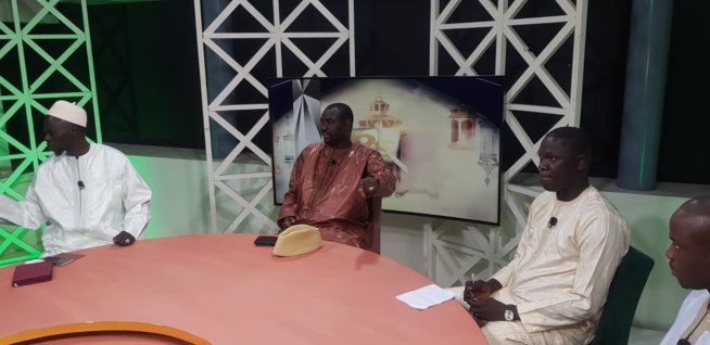 Concours du meilleur "BILAL"la 2STV casque d'importants lots pour les trois finalistes et le membres du jury. Concours du meilleur "BILAL"la 2STV casque d'importants lots pour les trois finalistes et le membres du jury.